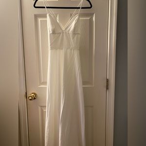 Long white tank top v necked dress